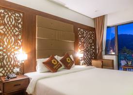 Liberty Hall Tam Coc Hotel & Villa 5
