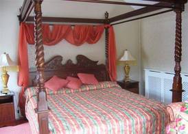 HOTEL & LODGE WOODENBRIDGE 2