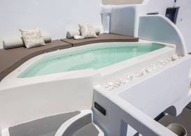 Chic Hotel Santorini 2