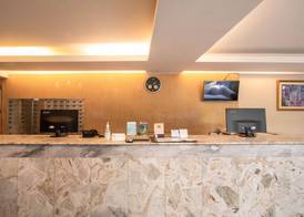 The Residence Rajtaevee Hotel 2