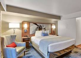 Executive Residency by Best Western Navigator Inn & Suites 3