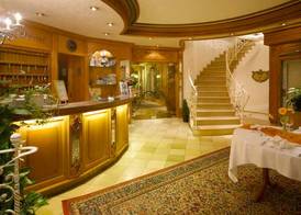 Flair Hotel Weinstube Lochner 3