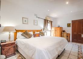 HoneyPot Guesthouse 5