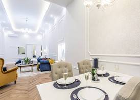 Main Square Apartments 3