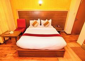 Hotel Holiday Regency 4