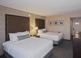 Crowne Plaza Suites MSP AIRPORT - MALL OF AMERICA by IHG 2
