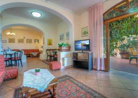 Hotel Monti 2