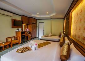Phi Phi Andaman Beach Resort 4