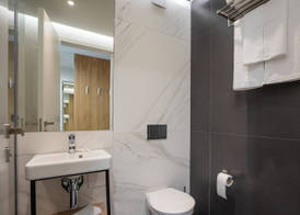 Adella Boutique Hotel - Free Secured Parking 5