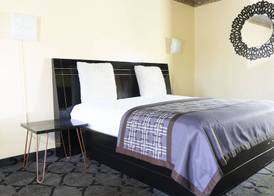 Luxe Inn and Suites 3