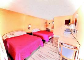 Tropic Motel 4