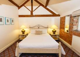 Donington Park Farmhouse Hotel 3