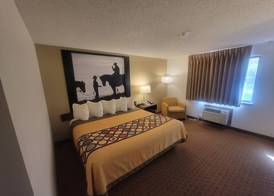 Super 8 by Wyndham Cody 5