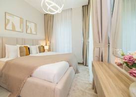 Designer 1BR Apt Fully Equipped 4