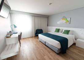 Ilha Hostel & Suites 2