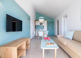 Pierre & Vacances Menorca Cala Blanes Apartamentos 2