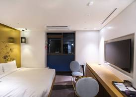 Stayrak Hotel 3