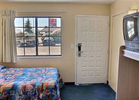 Motel 6 Coalinga, CA - East 4