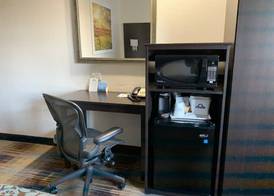 Days Inn by Wyndham Faribault 5