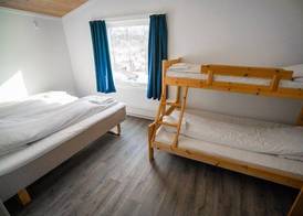 Dombåstun Motel 5