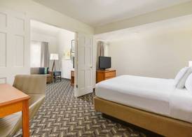Residence Inn by Marriott Hartford Windsor 3