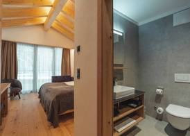Hotel Porta Cervino - Parking & Dining 5