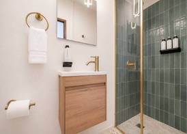 Room 8: Budget Bunk Room w/ Free Parking | Santurce 4