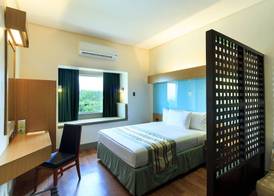 Microtel by Wyndham South Forbes near Nuvali 2