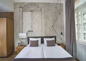 Hotel Golden Crown 5