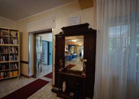 King Hotel 5