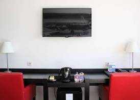 Bastion Hotel Amsterdam Airport 4