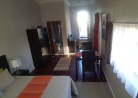 Beachway Guesthouse 2