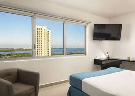 Suites Malecon Cancun 5