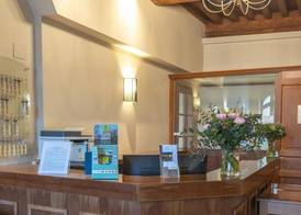 Logis Hotel de La Cloche 2