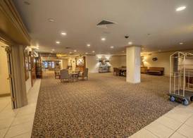 Piccadilly Inn Airport 5