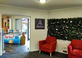 Te Anau Lakeview Holiday Park & Motels 2