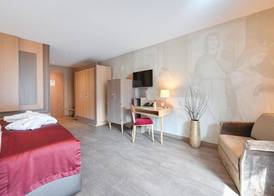 Villa Ludwig Suite Hotel 5