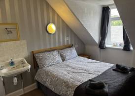 Dunarle Guesthouse 3
