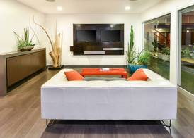 The Tangerine - a Burbank Hotel 3