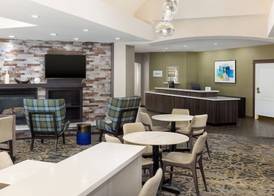 Residence Inn by Marriott Corona Riverside 4
