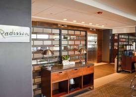 Radisson Hotel Detroit Metro Airport 5