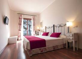 Hotel Cala Fornells 4