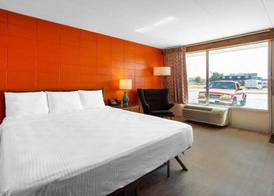 Starved Rock Motor Inn 2