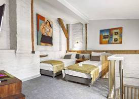 SuperB Luxury Suites 2
