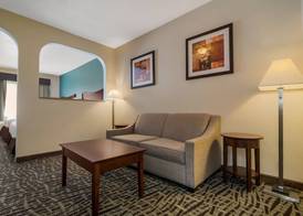 SureStay Plus Hotel by Best Western Topeka 5