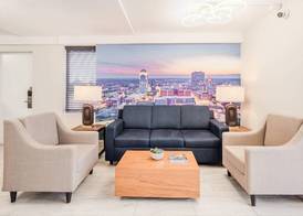 Clarion Pointe Winston - Salem Downtown 5