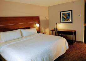 Holiday Inn Express & Suites MADISON by IHG 3