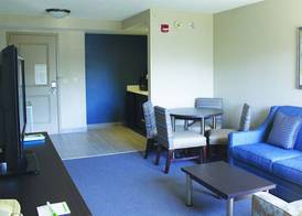 Holiday Inn & Suites TALLAHASSEE CONFERENCE CTR N by IHG 4
