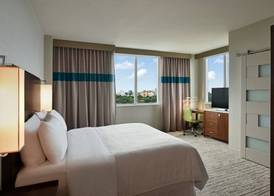 Four Points by Sheraton Coral Gables 4