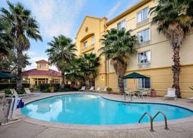 La Quinta by Wyndham Houston West Park 10 5